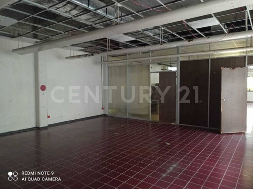 Imagen 20 de 30 de Se Vende Edificio Centrico Ideal Para Oficinas