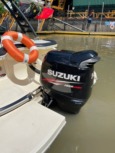 Imagen 8 de 15 de Arco Iris Eclipse 20 Open 2011 Suzuki 140hp 4 Tiempos