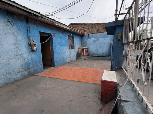 Casa En El Bosque Con 480 Mt2 De Terreno