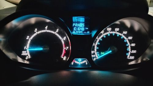 Ford Fiesta Kinetic 1.6 Se Plus Powershift 120cv