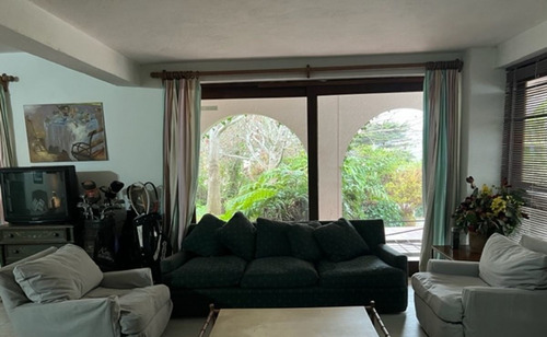 Casa En Venta De 3 Dorm. En Santo Domingo