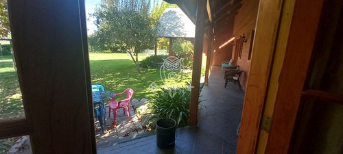 Casa En Venta De 5 Dorm. En Talagante
