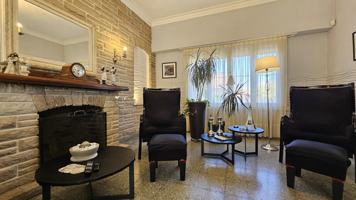 Venta - Chalet De Cinco Ambientes En Dos Plantas - Alberti 969 - Lomas De Stella Maris