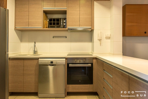 Casa Estilo Townhouse 3d/2b Con Quincho Techado.