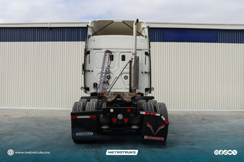Freightliner Cascadia Ddc Serie 60 475hp Std., 02 Ocup.
