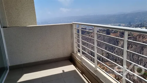 Departamento En Arriendo De 2 Dorm. En Viña Del Mar