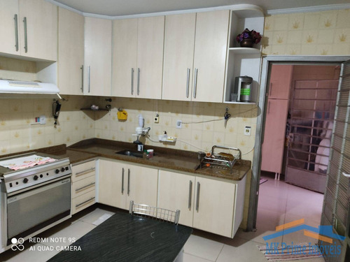 Imagem 7 de 15 de Sobrado De 255 M² Com 3 Dormitórios Sendo 2 Suítes No Pestana ! - 2634