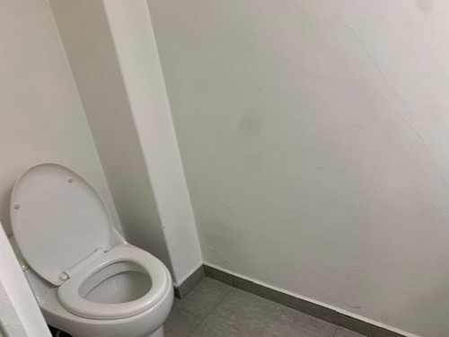 Polanco, Oficina Amueblada 55m2 Totalmente Acondicionada, Privado, Área Abierta De Trabajo, Baño Privado, Excelente Ubicación. Vigilancia 24 Horas. El Precio Es Más El Mantenimiento