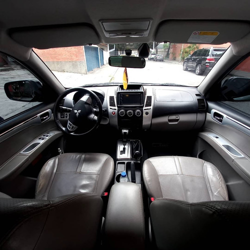 Imagen 8 de 10 de Mitsubishi