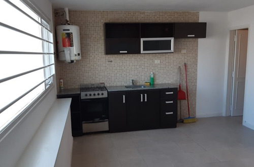 Imagen 2 de 5 de Venta Dpto. Ph 2 Amb.con Cochera En Espacio Verde Barrio San Juan