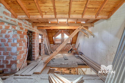 Casa En Venta En Martinez A Terminar. A Metros De Edison Y 7 Cuadras De Av Sata Fe.