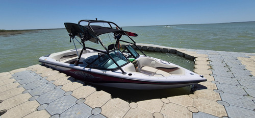Lancha In-board Ideal Para Esquiar. Y Recreativa