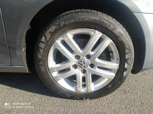 Volkswagen Vento Variant 2.5 Confort 170cv 2012