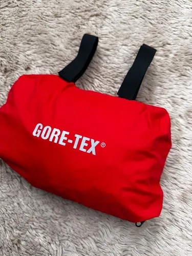 Gore tex bike wear hot sale