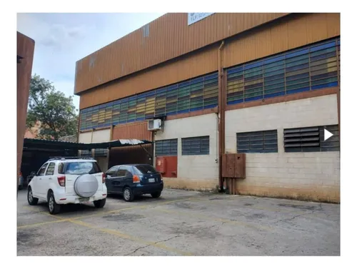 Venta Galpón 3.499 M2 Guaicay