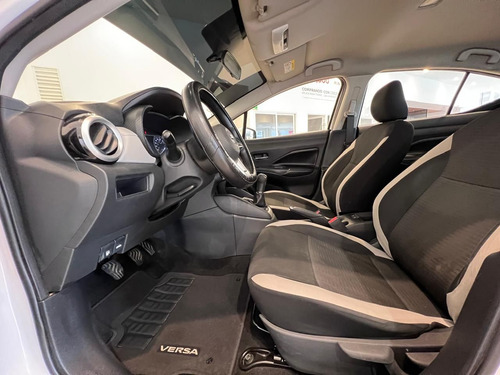 Nissan Versa 1.6 Advance Mt
