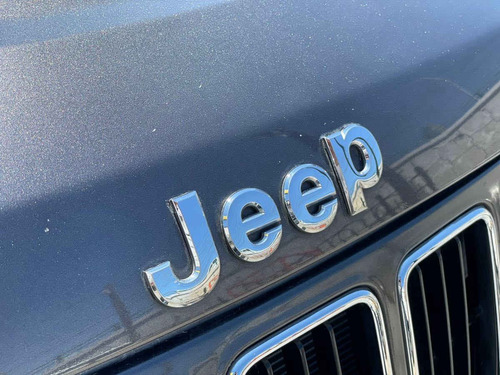 Imagen 9 de 15 de Jeep Grand Cherokee 2014 5p Limited 4x4 V6/3.6 Aut
