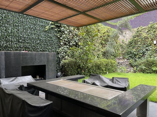 Residencia Espectacular En Paseo De Los Laureles
