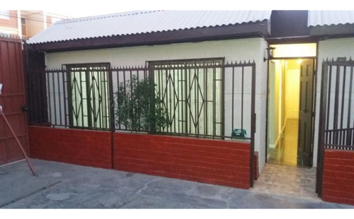 Casa En Venta De 3 Dorm. En Calama