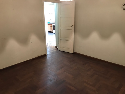 Imagen 6 de 11 de Vendo Casa De Muy Buena Construcción Y A Buen Precio