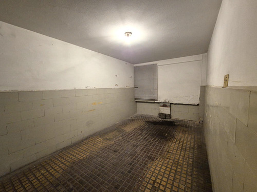 Casa En Venta Sobre Lote Propio. Dos Propiedades En Block