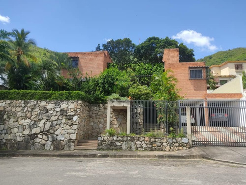 Gabriela Figuera Vende Casa En Lomas Del Este Inc-111