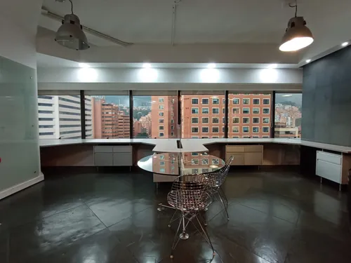 Oficina En Arriendo En Quinta Camacho. Cod A1002245