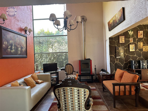 Casa Pingueral, Hormigón Armado. 5 D, 3 Baños.