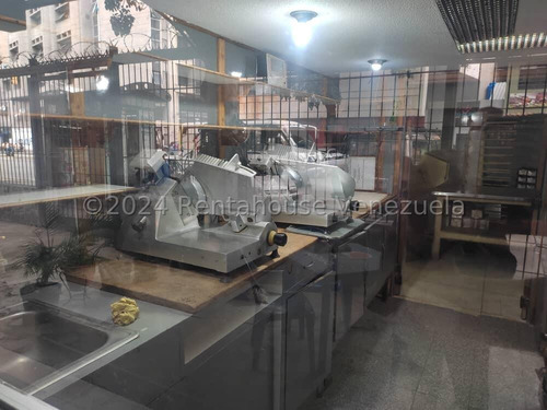 Stephany La Roche Fondo De Comercio En Venta En Sabana Grande Mls #25-197