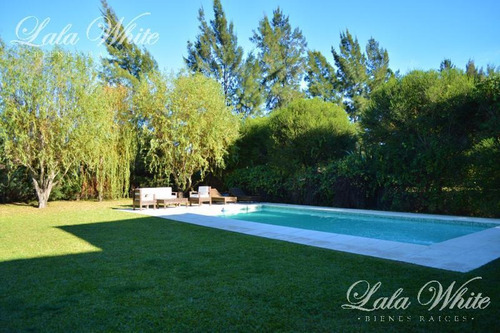Imagen 18 de 22 de Venta Con Renta - Casa En Malibú - Canning