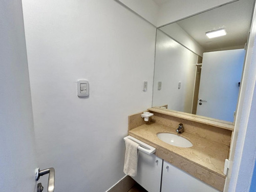 Luminoso Departamento De 2 Dorm. Completamente Amueblado C/amenities - Lerma 60