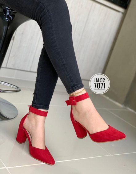 zapatos rojos tacon cuadrado