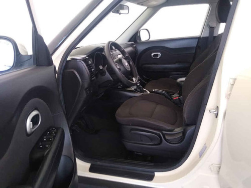 Imagen 9 de 14 de Kia Soul 2016 5p Lx, 16l 120 Hp, Tm6, Ra-16