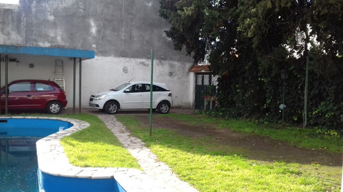 Imagen 25 de 30 de Terreno De 348m2 Con Chalet 6 Amb En 2 Plantas.