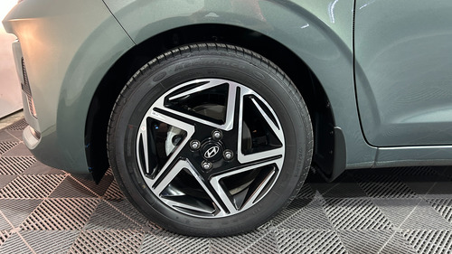 Hyundai Grand I10 Hatchback Plus 1.2 MT