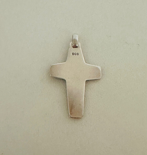 Sg- Joyería. Dije Cruz Del Buen Pastor Con Relieve De Plata. Plateado Empavonado