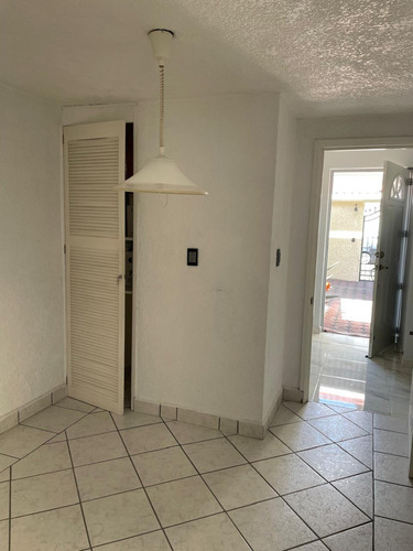 Se Vende Casa De 4 Recámaras En Ojo De Agua