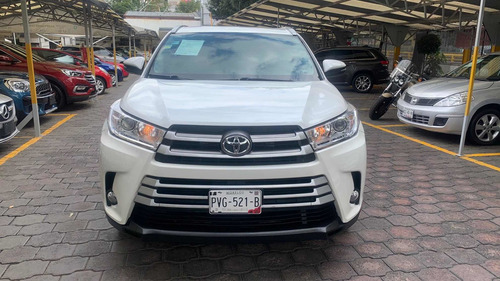 Imagen 7 de 13 de Toyota Highlander 2017 3.5 Xle At