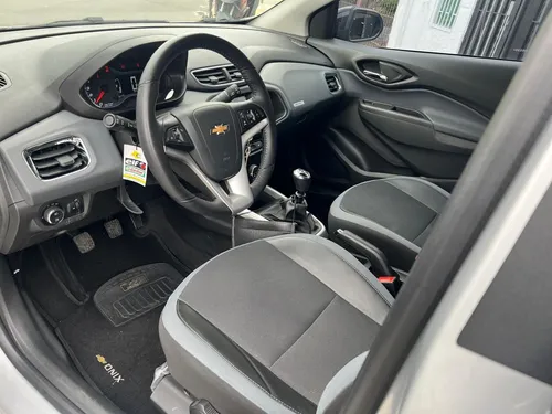 Chevrolet Onix 1.4 Ltz 5 p