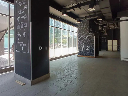 Local Comercial En Arriendo En Providencia