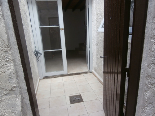 Imagen 9 de 11 de Vendo Edificio Entero 10 Casas Duplex U$s 690000 Buena Renta