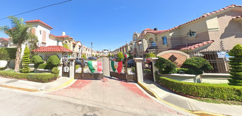 Casa En Remate Bancario En Privada En Cuautitlan Izcali Sk13