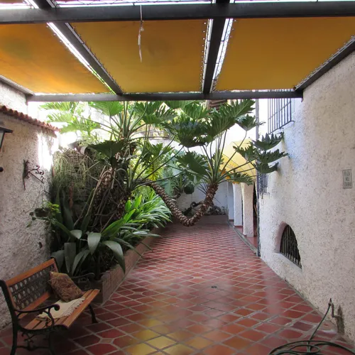 Casa En Urb. Cumbres De Curumo