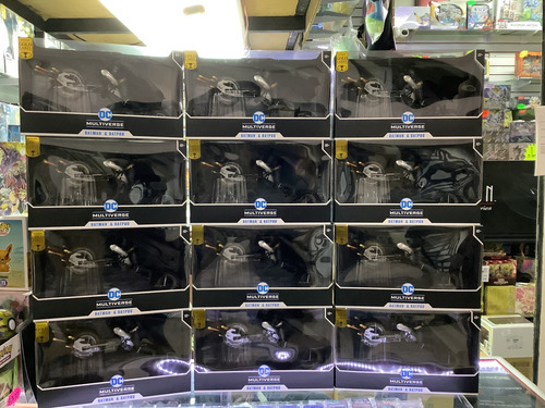 Mcfarlane DC Multiverse - Batpod com Batman, o Cavaleiro das Trevas