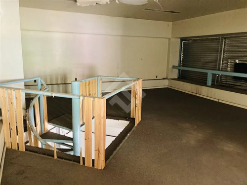 Local Comercial Frente A Gam En Venta En Santiago