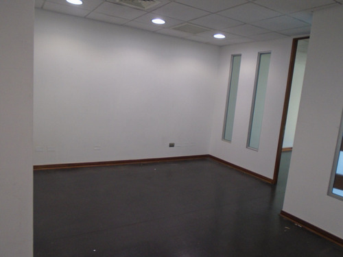 51 M2 - Las Tranqueras- Av Las Condes - 2 P 1 B Planta Libre