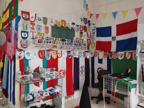 Banderín Manchester United, Hacemos Todos Los Equipos