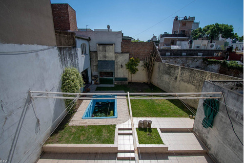 Imagen 9 de 29 de Venta De Casa Con Gran Patio En Pichincha