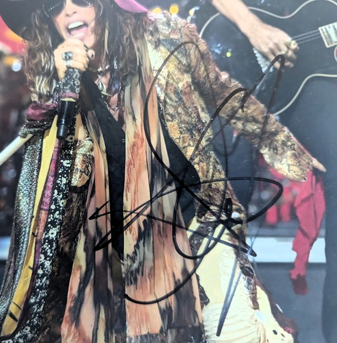 Steven Tyler Fotografía Autografiada Vocalista Aerosmith Jsa (Usado)