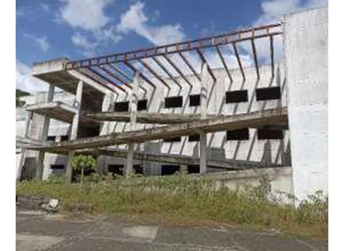 Se Vende Terreno Con Construcción Inconclusa, Sincelejo, Sucre